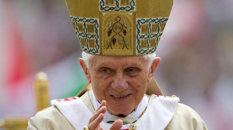 Im Gegensatz zum Papst hält sich Christian Stang nicht für unfehlbar.