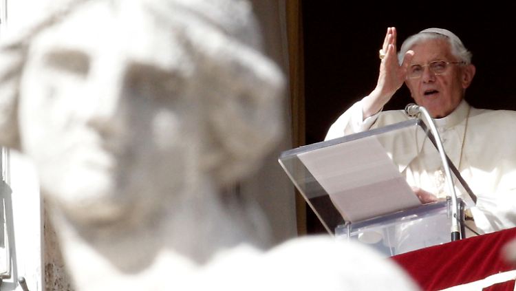 Der Papst will nicht länger zusehen.