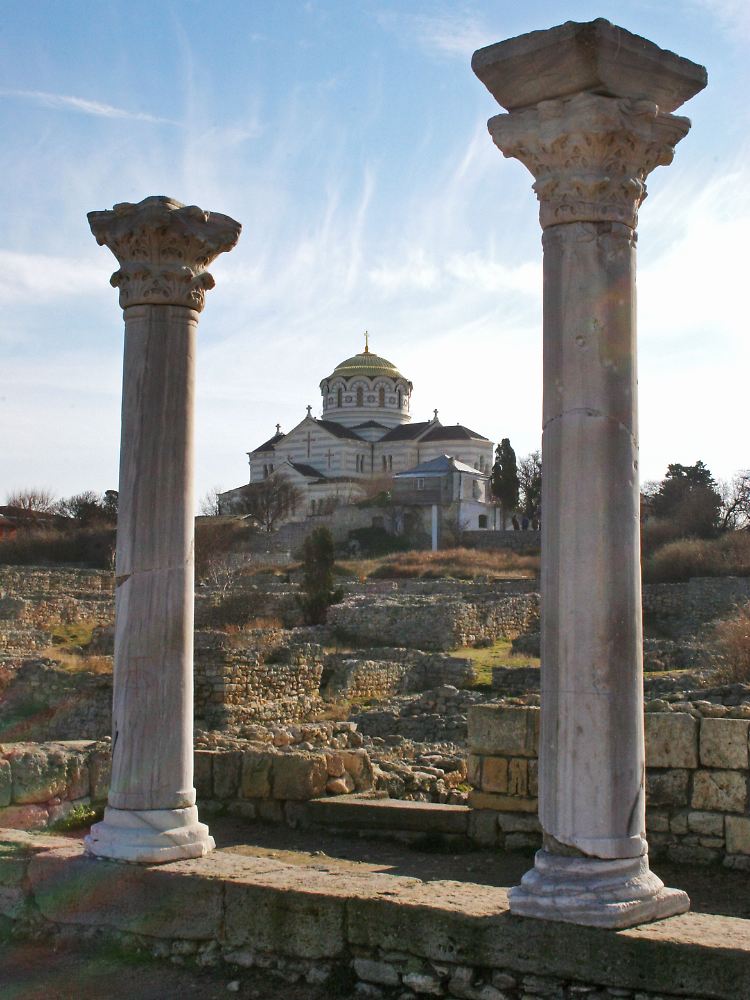 Korinthische Säulen und orthodoxe Basilika: In Chersones siedelten schon vor fast 2500 Jahren Menschen.