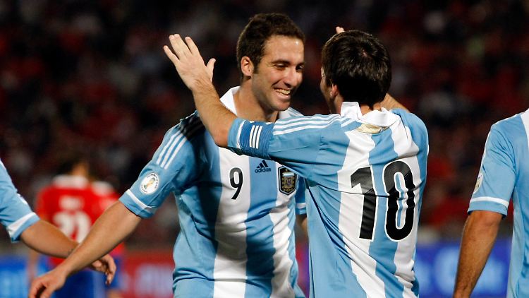 Torschützen unter sich: Gonzalo Higuaín (links) und Lionel Messi.