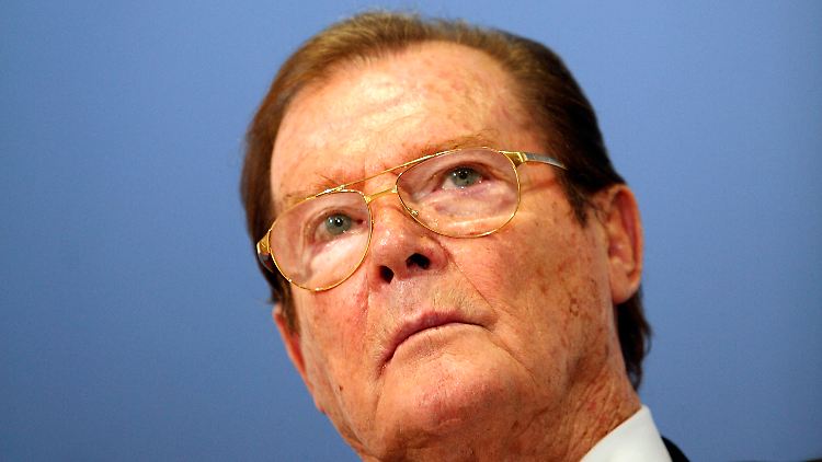 Roger Moore über die Dreharbeiten zu James Bond: "Ich habe es gehasst."