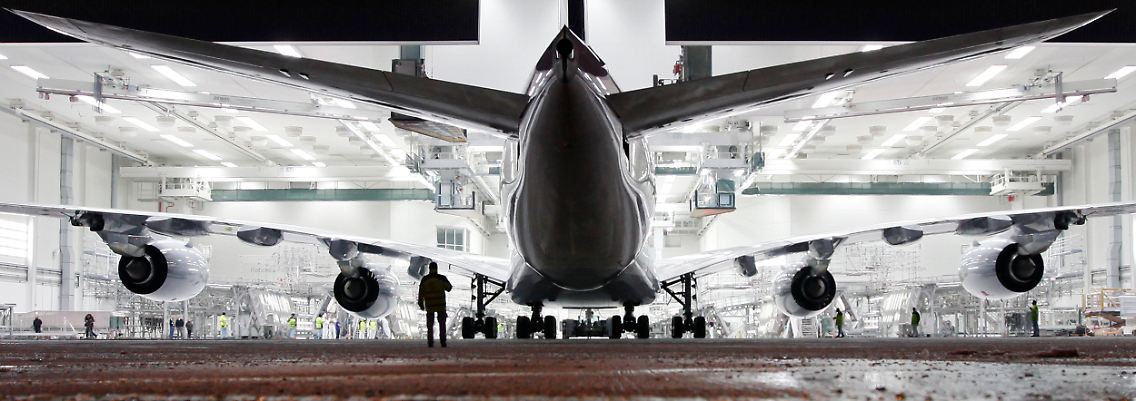 Größer als ein Jumo-Jet: Namenswettbewerbe treiben zuweilen seltsame Blüten.