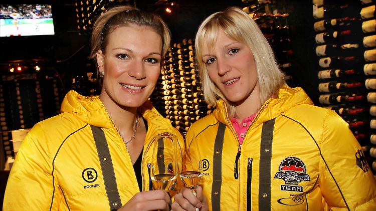 Auf gutes Gelingen: Maria und Susanne Riesch.