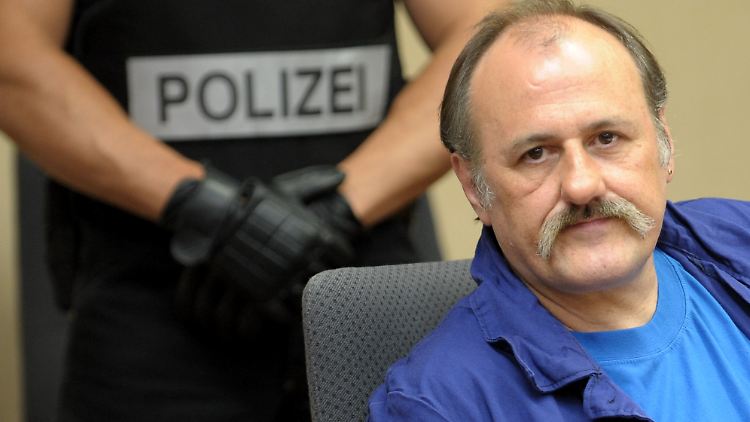Die Irrfahrt der Gladbeck-Geiselnehmer wurde damals zum Medienereignis. TV-Stationen interviewten die Flüchtigen.