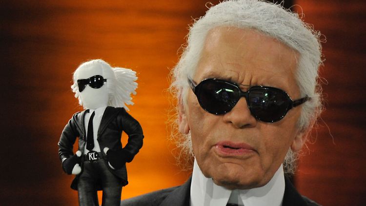 Karl Lagerfeld lebt seit Jahrzehnten in Frankreich.