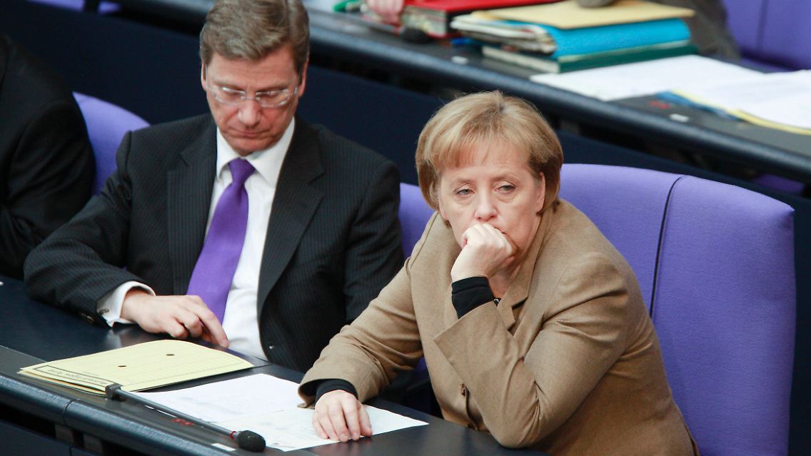 Falscher Eindruck: Merkel ermahnt die Koalition und verteidigt sie zugleich - das Verhältnis zur FDP sei gut.