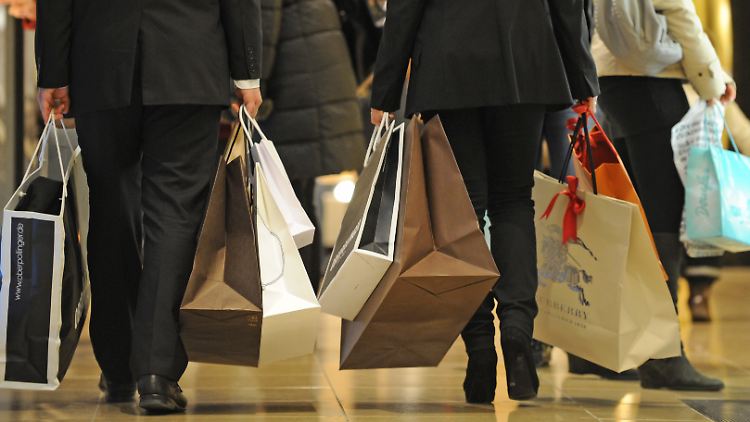 Die Deutschen haben Lust auf Shoppen.