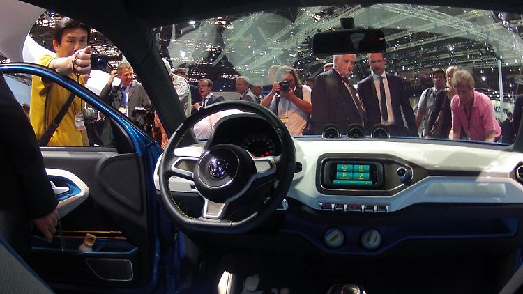 Farbenfroh: So sehen Taigun-Insassen den São- Paulo-Autosalon.