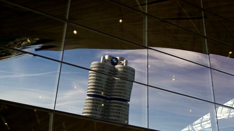 Die BMW-Welt wird größer.