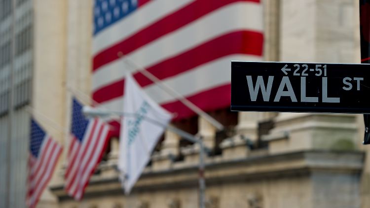 Die Wall Street hat mit herben Verlusten auf die enttäuschenden Zahlen der Berichtssaison reagiert.