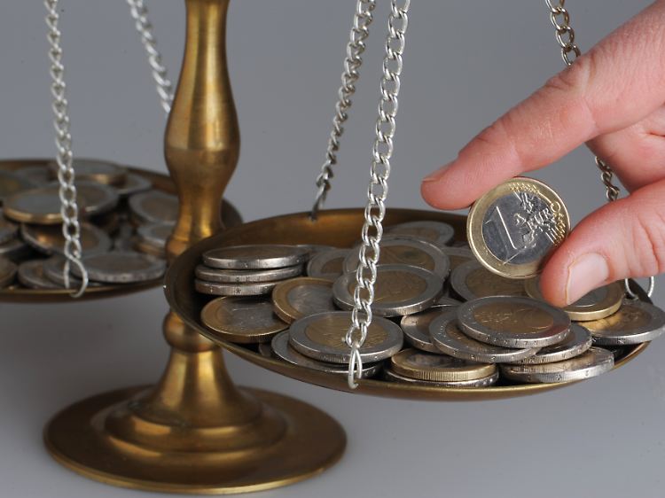 Freiwillige Leistung Dritter ändern nichts an der Unterhaltspflicht der Eltern.