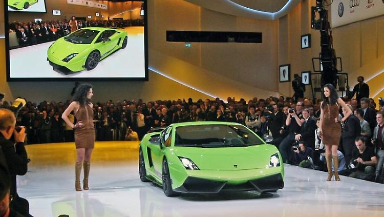 Darf auf keiner Automesse fehlen: Supersportwagen wie der neue Lamborghini Superleggera gehören auch in Zeiten der Umweltdiskussion zur Show dazu.