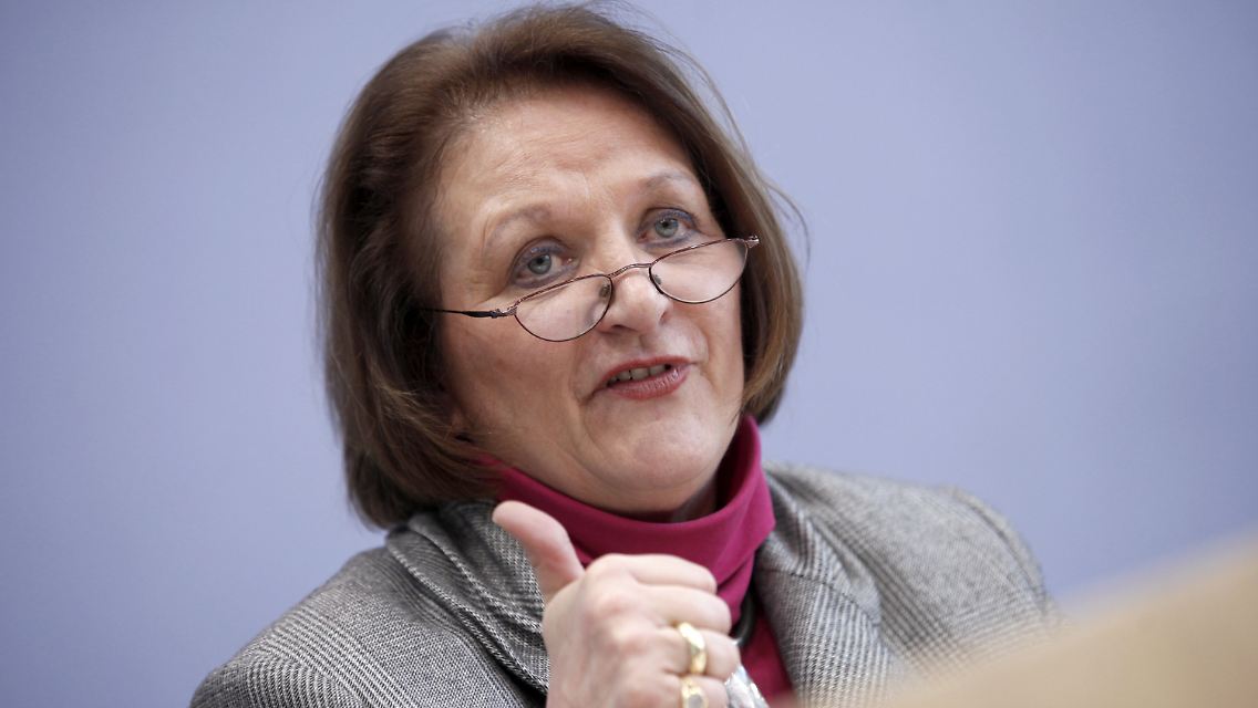 Als oppositionelle FDP-Politikerin hatte Sabine Leutheusser-Schnarrenberger gegen das Gesetz von 2008 geklagt. Als FDP-Justizministerin muss sie nun ein neues auf den Weg bringen.