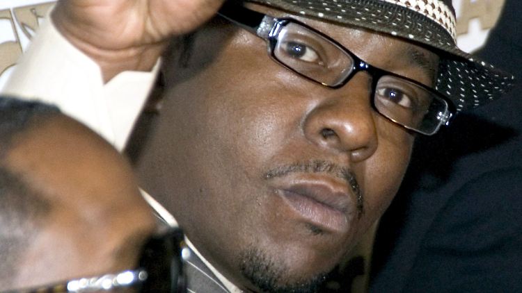 Bobby Brown kann es nicht lassen.