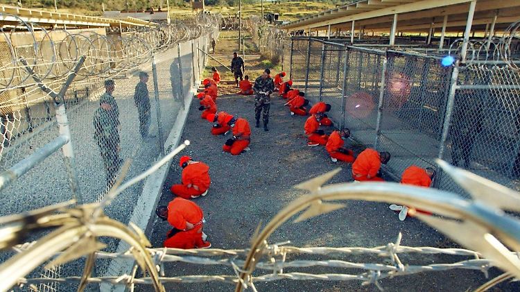 Gefangene im Lager Guantánamo.