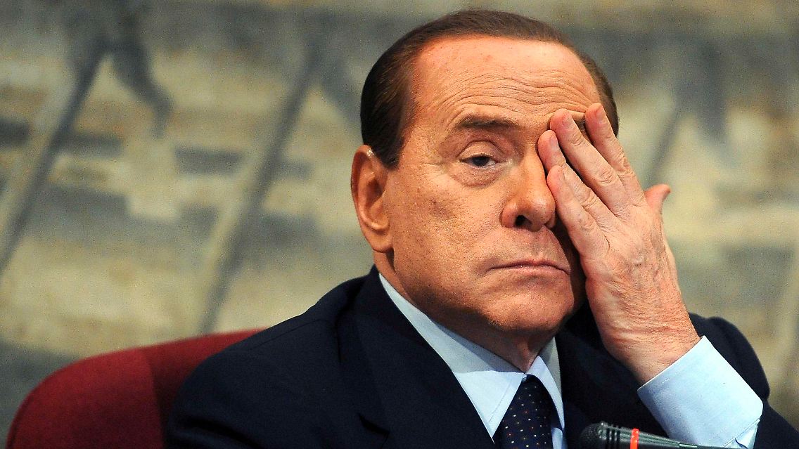 2012-10-26T152747Z_01_MIL101_RTRMDNP_3_BERLUSCONI-MEDIASET.JPG2991490361086408951.jpg