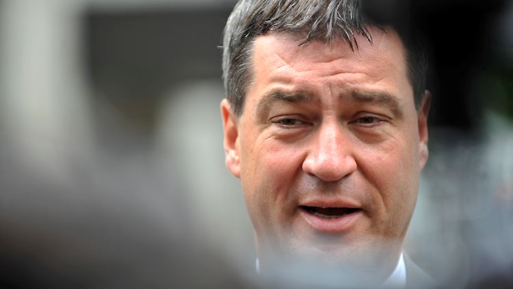 Was wusste Finanzminister Söder? Sie habe keinen Auftrag gehabt, behauptet seine Sprecherin Strauß.