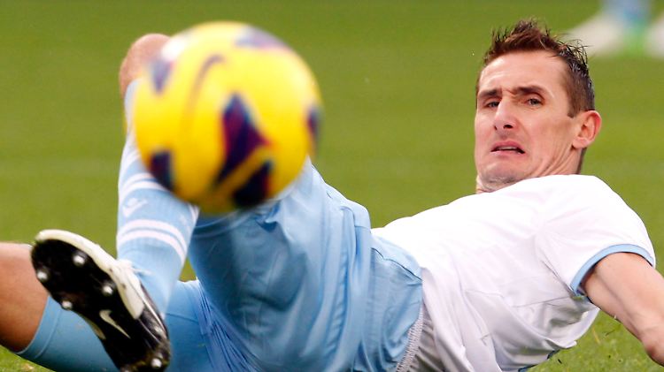Für Miroslav Klose und seine Mitstreiter hat sich der Trip nach Florenz nicht gelohnt.