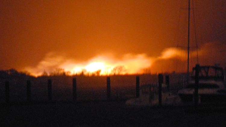 Die Feuerwehr hatte Mühe, die Flammen unter Kontrolle zu bekommen.