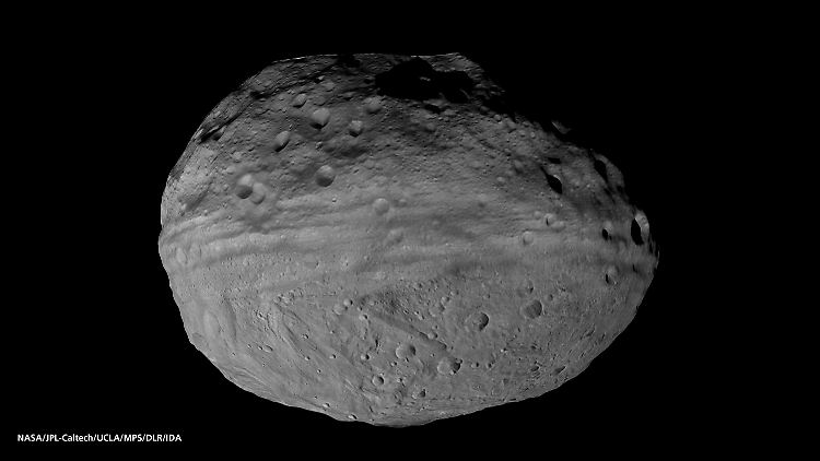 Ein von der NASA-Raumsonde Dawn aufgenommenes Foto des Asteroiden Vesta.