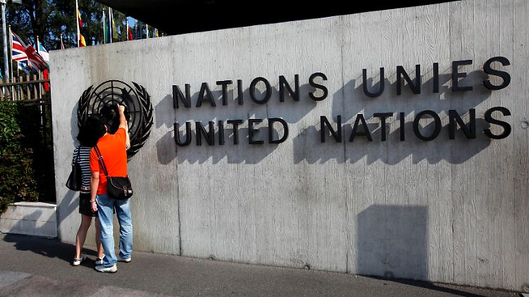 Am Hauptquartier der Vereinten Nationen in Genf.