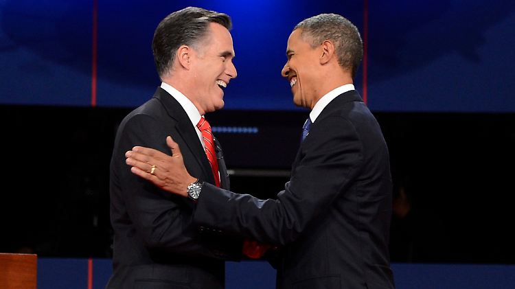 Romney (l.) und Obama nach einem ihrer Fernsehduelle.