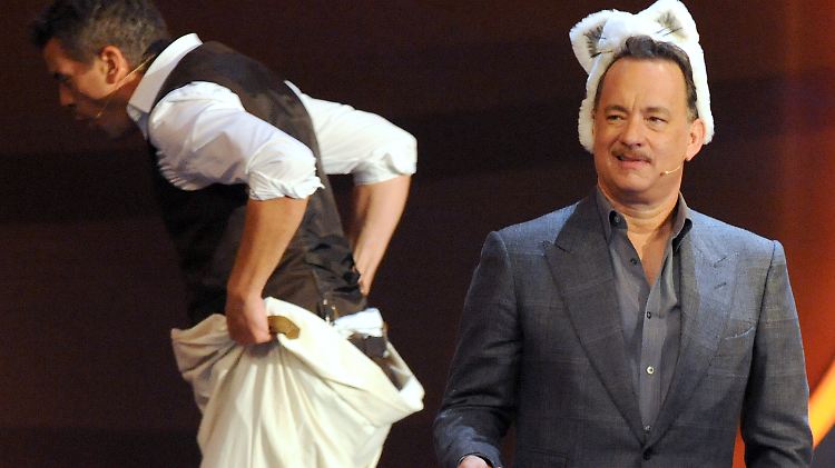 Mit der Katzenmütze auf dem Kopf fühlte sich Hanks besonders wohl.