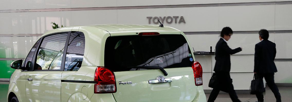 Im Foyer der Zentrale in Tokio: Das Modell "Porte" begrüßt Mitarbeiter und Besucher.