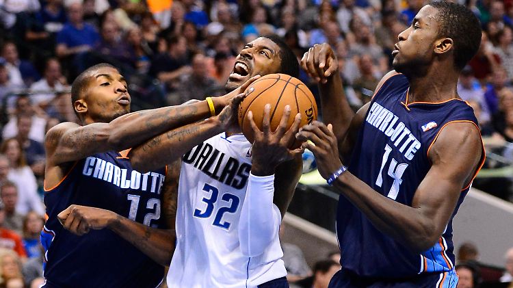 Überragend: O.J. Majo, Dallas Mavericks.