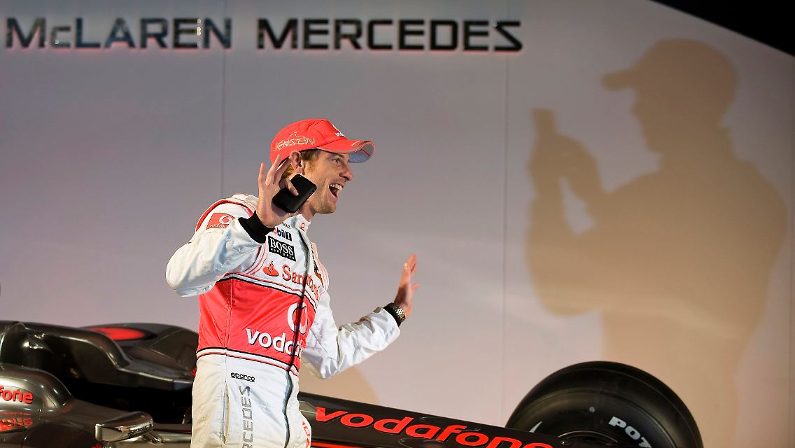 Jenson Button ist zwar der amtierende Weltmeister. Bei McLaren wird er dennoch im Schatten von Lewis Hamilton stehen, von Anfang an.
