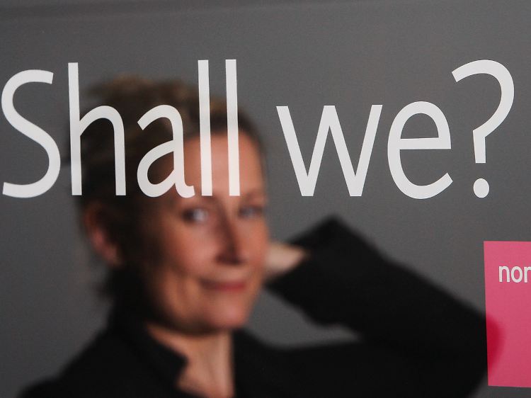 "Sollten wir?" (Eigenwerbung): Die ungeschriebenen Gehaltsgesetze im Finanzmarkt sind stärker als Moralempfinden und öffentlicher Druck.