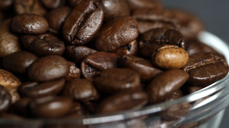 In Euro gerechnet bleibt der Espresso teuer. 