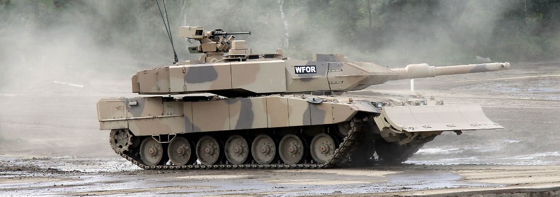 Ein Kampfpanzer Leopard 2.