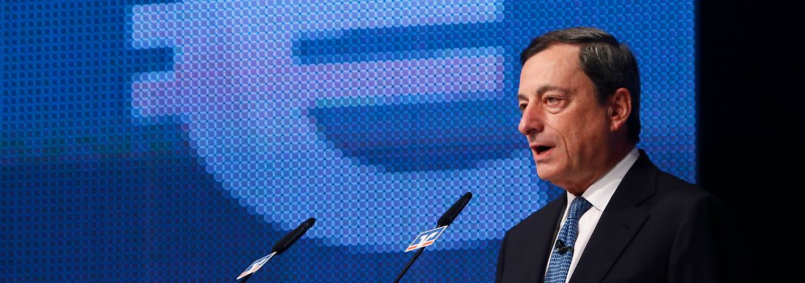 Ein Satz, der nicht nur den Börsianern kalte Schauer über den Rücken jagt: Die neuesten Konjunktudaten deuten aut Draghi darauf hin, "dass die Ausläufer der Krise nun auch die deutsche Wirtschaft erreicht haben."