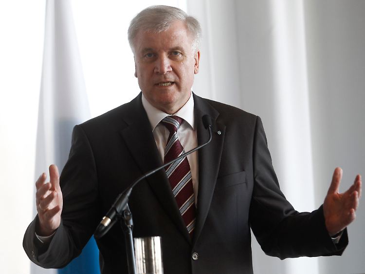 Seehofer musste handeln und sich von seinem Büroleiter trennen.