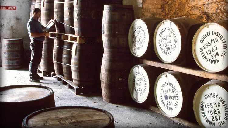 Wenn ein Ire sich etwas in den Kopf gesetzt hat: John Teeling haben es die Iren zu verdanken, dass es auch heute noch Whiskey eines einheimischen Unternehmens mit Weltruf gibt.
