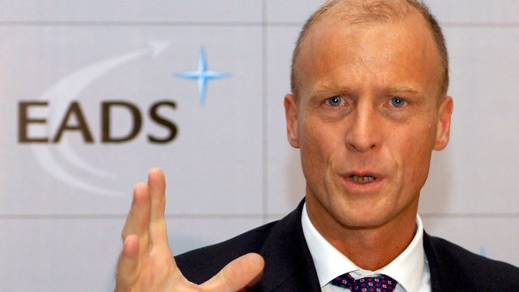 EADS-Chef Tom Enders: Der Rüstungskonzern sucht auch nach der gescheiterten Fusion mit BAE weiter nach Partnern.