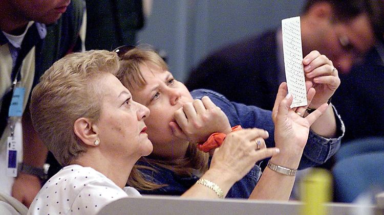 Die Auszählungen der Stimmen in Florida verzögerten sich auch schon bei früheren Wahlen.