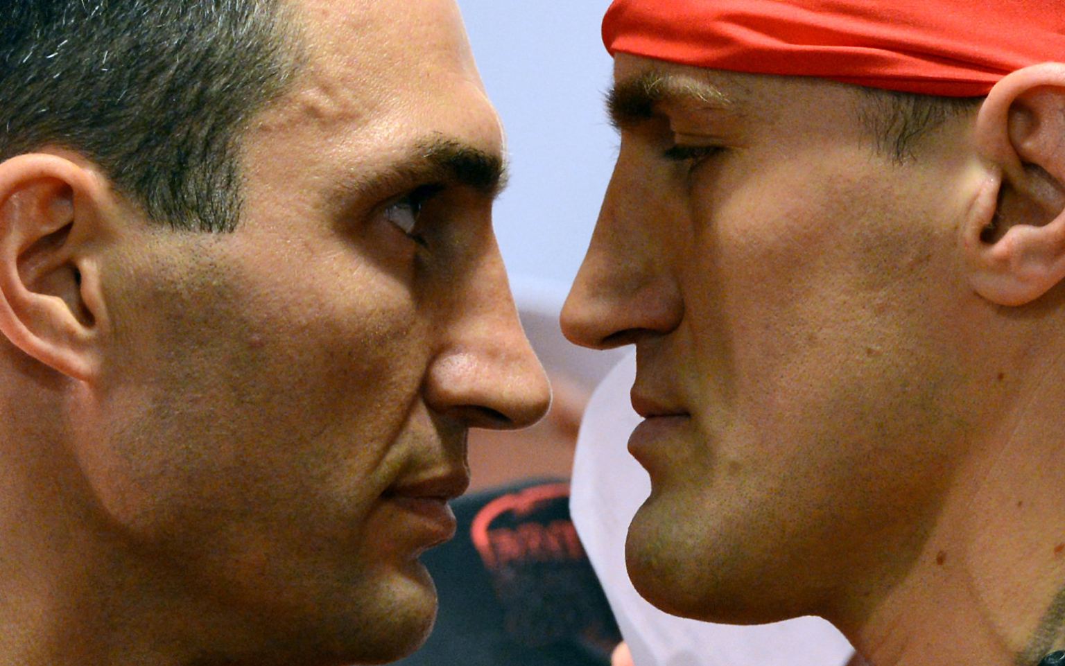 Mariusz Wach ist 2,02 Meter groß. Aber kann der Hüne auch sportlich überzeugen gegen Weltmeister Wladimir Klitschko? 
