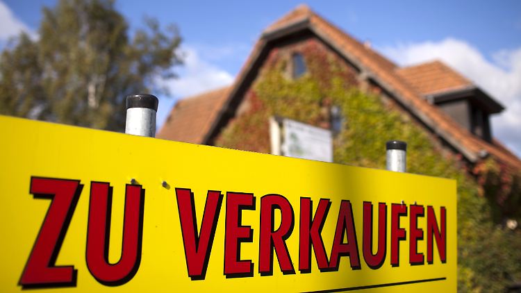 Nach zehn Jahren sind Immobilienverkäufe von Privatpersonen grundsätzlich steuerfrei. 