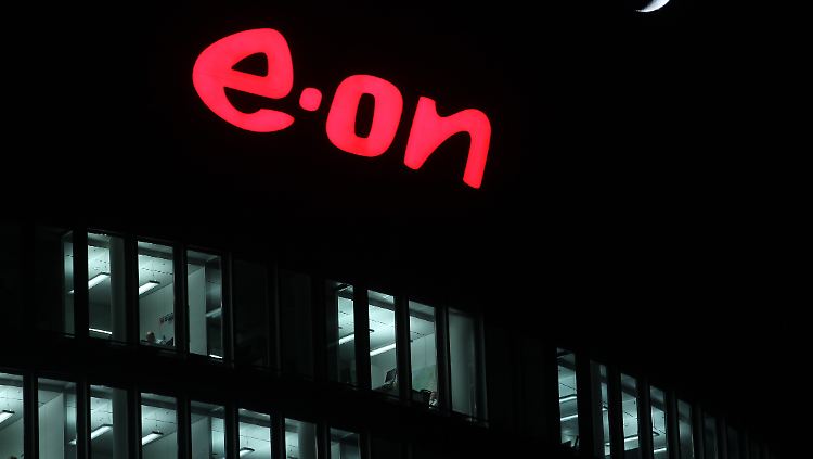 Eon trifft die Energiewende, rote Zahlen wird es aber nicht geben.