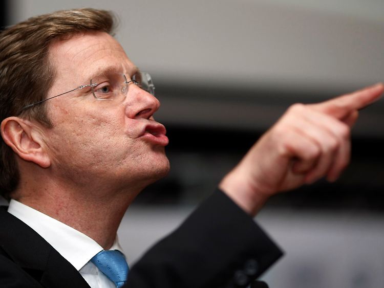 Westerwelle hat seine Reisebegleitung bestenfalls unglücklich geplant.
