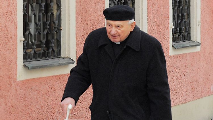Georg Ratzinger gab 1994 sein Amt als Domkapellmeister auf.