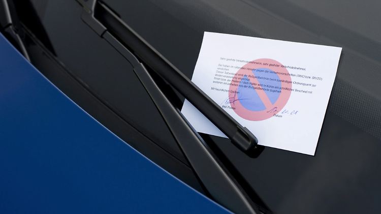 Wer Knöllchen sammelt, muss mit dem Entzug der Fahrerlaubnis rechnen.