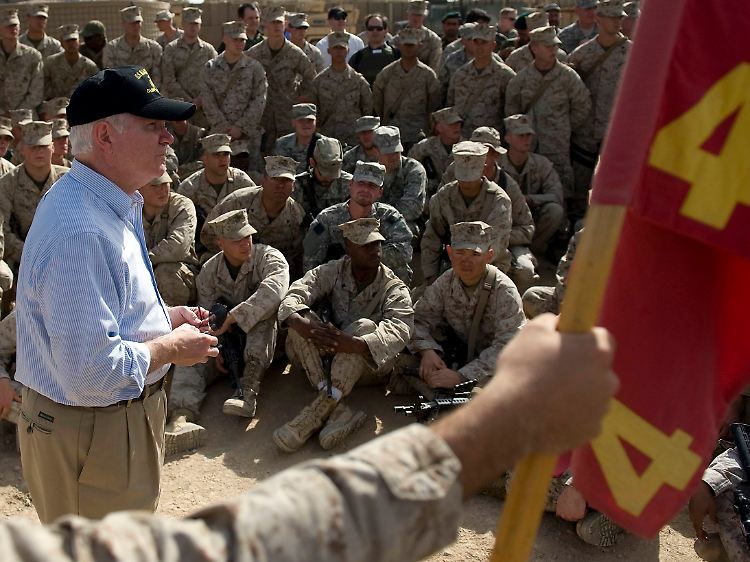 US-Verteidigungsminister Robert Gates sieht die US-Soldaten im Süden Afghanistans vor einer entscheidenden Phase im Kampf gegen die Taliban.