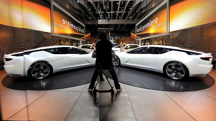 Unüberbrückbare Differenzen, wie es bei Scheidungen immer so schön heißt: Die Opel-Peageot-Ehe liegt vorerst auf Eis, die Auobauer fahren weiter getrennte Wege.