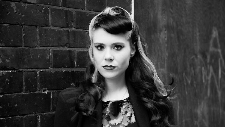 Der neue Look von Kate Nash wird von Fans nicht nur freundlich aufgenommen.
