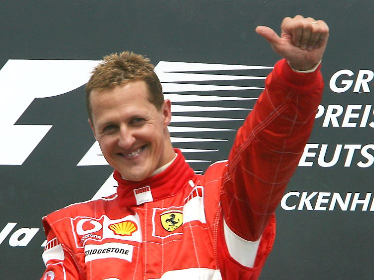Als Schumi noch für die Scuderia fuhr, konnte Italien den Rekordfahrer gar nicht genug feiern.