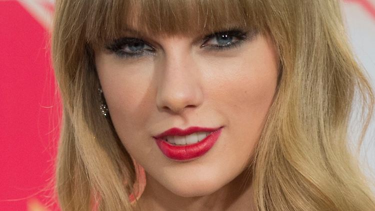 Taylor Swift in Frankfurt am Main bei der Verleihung der 19. MTV Europe Music Awards 2012.