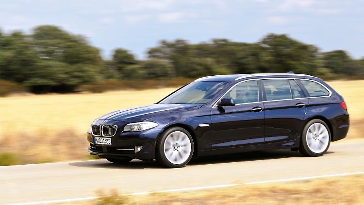 Kaum länger als die Limousine bringt der Touring bei umgeklappter Rückbank Platz für 1670 Liter mit.